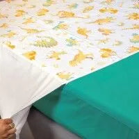 Conni Kids X-wide Bed Pad with tuck-ins - Unicorn & Dinosaur